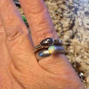 Lilly Barrack Silver Ring Set with Black and Opal Stones.